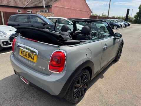 Mini Convertible 1.5 Cooper Euro 6 (s/s) 2dr 2
