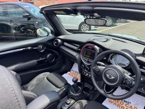 Mini Convertible 1.5 Cooper Euro 6 (s/s) 2dr 18