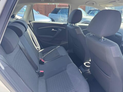Volkswagen Polo 1.2 TSI BlueMotion Tech SE Euro 6 (s/s) 5dr 21
