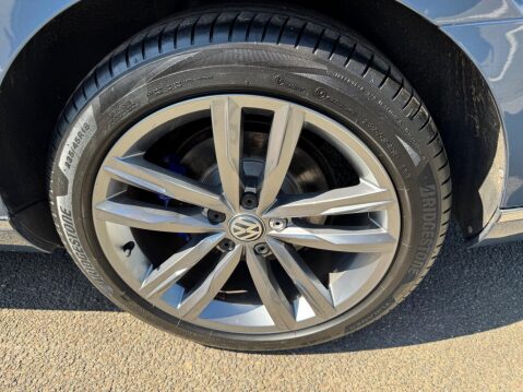 Volkswagen Passat 1.4 TSI GTE DSG Euro 6 (s/s) 5dr 38