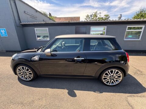 Mini Hatch 1.5 Cooper Seven Euro 6 (s/s) 3dr 7