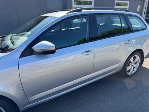 Skoda Octavia 1.5 TSI ACT SE Drive DSG Euro 6 (s/s) 5dr 49