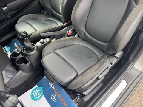 Mini Hatch 1.5 Cooper Euro 6 (s/s) 3dr 33