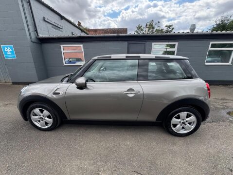 Mini Hatch 1.5 Cooper Euro 6 (s/s) 3dr 9