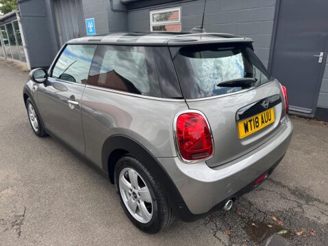 Mini Hatch 1.5 Cooper Euro 6 (s/s) 3dr 8