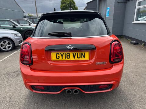 Mini Hatch 2.0 Cooper S Steptronic Euro 6 (s/s) 5dr 4