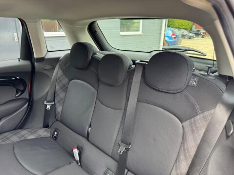 Mini Hatch 2.0 Cooper S Steptronic Euro 6 (s/s) 5dr 22