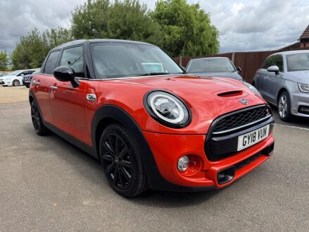 Mini Hatch 2.0 Cooper S Steptronic Euro 6 (s/s) 5dr