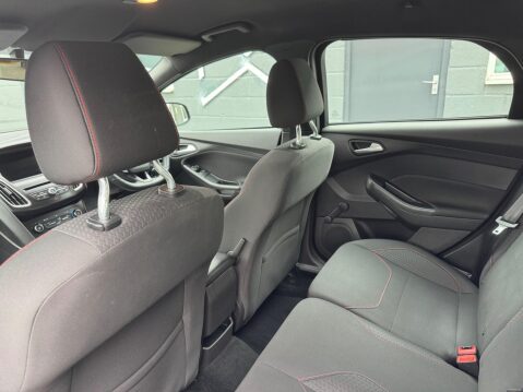 Ford Focus 1.0T EcoBoost ST-Line Hatchback 5dr Petrol Manual Euro 6 (s/s) (125 ps) 26