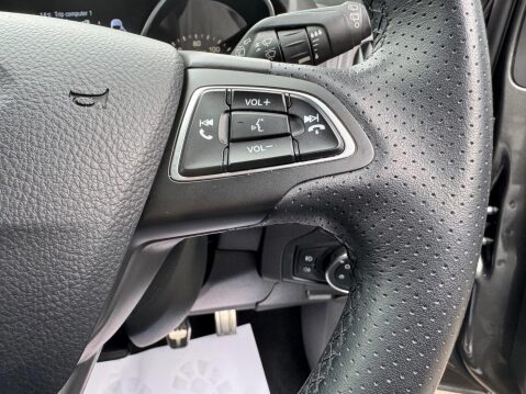 Ford Focus 1.0T EcoBoost ST-Line Hatchback 5dr Petrol Manual Euro 6 (s/s) (125 ps) 29