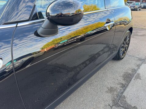 Mini Hatch 1.5 Cooper Classic Hatchback 3dr Petrol Manual Euro 6 (s/s) (136 ps) 14