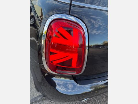 Mini Hatch 1.5 Cooper Classic Hatchback 3dr Petrol Manual Euro 6 (s/s) (136 ps) 21