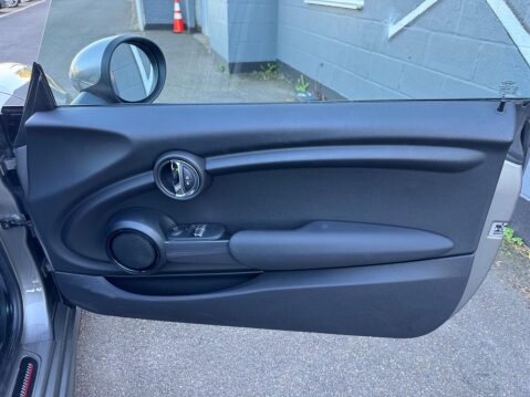 Mini Hatch 1.5 One Hatchback 3dr Petrol Manual Euro 6 (s/s) (102 ps) 28