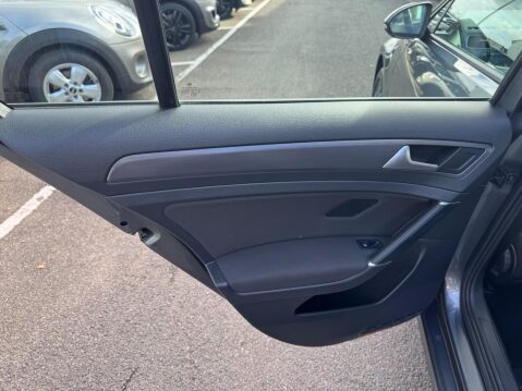 Volkswagen Golf 1.0 TSI SE Hatchback 5dr Petrol Manual Euro 6 (s/s) (110 bhp) 40