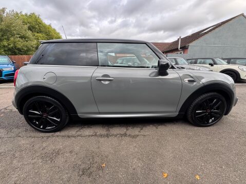 Mini Hatch 1.5 Cooper Sport Hatchback 3dr Petrol Manual Euro 6 (s/s) (136 ps) 5