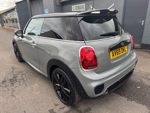 Mini Hatch 1.5 Cooper Sport Hatchback 3dr Petrol Manual Euro 6 (s/s) (136 ps) 8