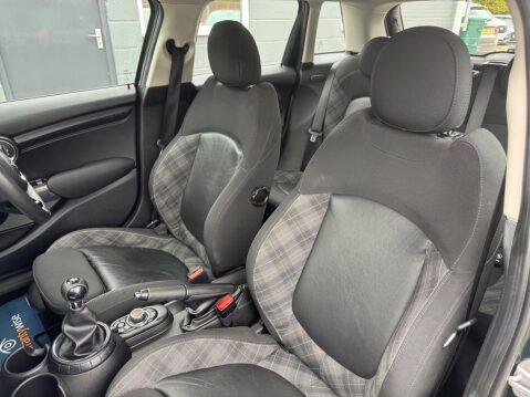 Mini Hatch 1.5 Cooper Hatchback 5dr Petrol Manual Euro 6 (s/s) (136 ps) 52