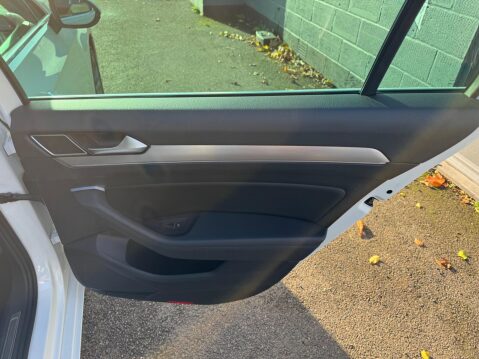 Volkswagen Passat 1.8 TSI GT Estate 5dr Petrol DSG Euro 6 (s/s) (180 ps) 37