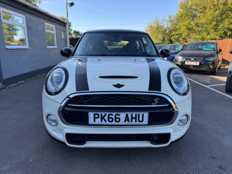 Mini Hatch 2.0 Cooper S Hatchback 3dr Petrol Manual Euro 6 (s/s) (192 ps) 3