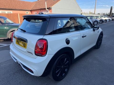 Mini Hatch 2.0 Cooper S Hatchback 3dr Petrol Manual Euro 6 (s/s) (192 ps) 2