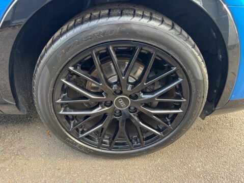 Audi Q3 1.4 TFSI CoD Black Edition SUV 5dr Petrol Manual Euro 6 (s/s) (150 ps) 41