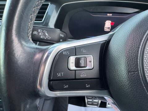 Volkswagen Tiguan 2.0 TDI R-Line SUV 5dr Diesel DSG 4Motion Euro 6 (s/s) (190 ps) 34