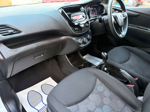 Vauxhall Viva 1.0 Viva Rocks 5dr 34