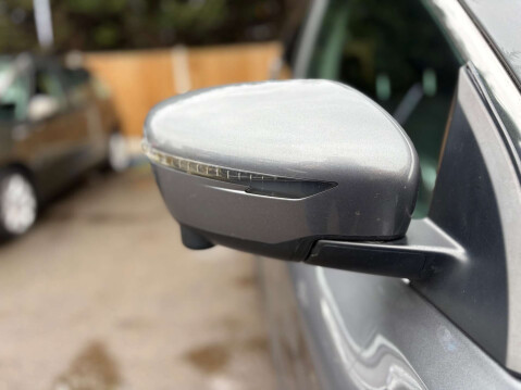 Nissan Qashqai 1.5 Qashqai N-Connecta dCi 5dr 15