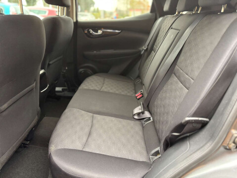 Nissan Qashqai 1.5 Qashqai N-Connecta dCi 5dr 41