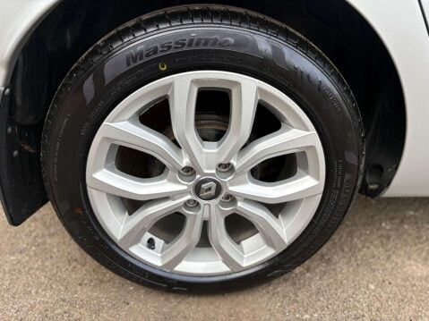 Renault Clio 1.5 Clio Play dCi 5dr 19