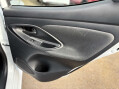 Toyota Yaris 1.5 Yaris Design HEV CVT 5dr 58