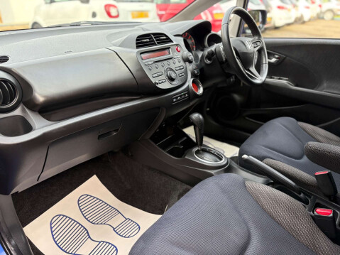 Honda Jazz 1.3 Jazz ES+ i-VTec CVT 5dr 32
