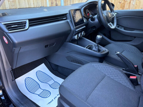 Renault Clio 1.0 Clio Iconic TCe 5dr 32