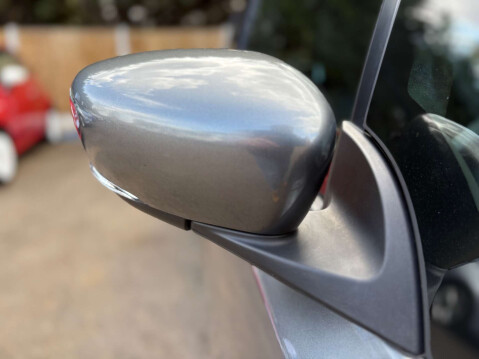 Nissan LEAF Leaf N-Connecta 5dr 16