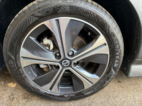 Nissan LEAF Leaf N-Connecta 5dr 21