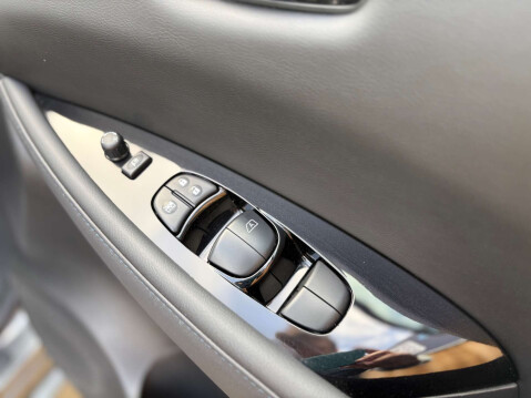 Nissan LEAF Leaf N-Connecta 5dr 57