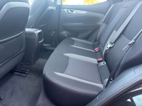 Nissan Qashqai 1.5 Qashqai N-Connecta dCi 5dr 40