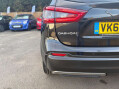 Nissan Qashqai 1.5 Qashqai N-Connecta dCi 5dr 8