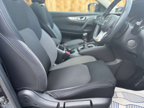 Nissan Qashqai 1.5 Qashqai N-Connecta dCi 5dr 30