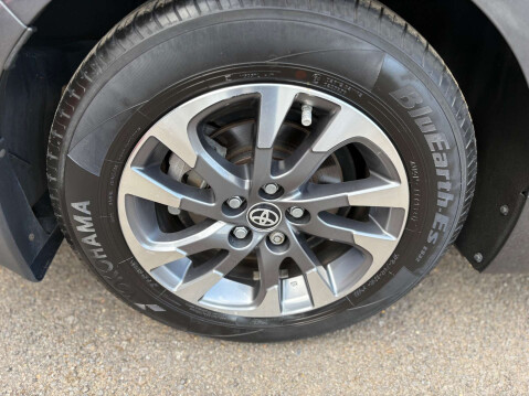 Toyota Prius 1.8 Prius Excel PHEV CVT 5dr 18