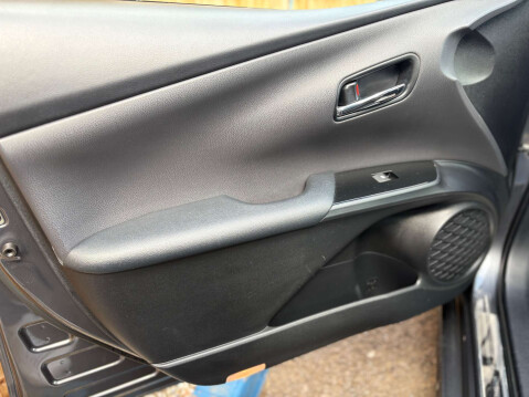 Toyota Prius 1.8 Prius Excel PHEV CVT 5dr 60