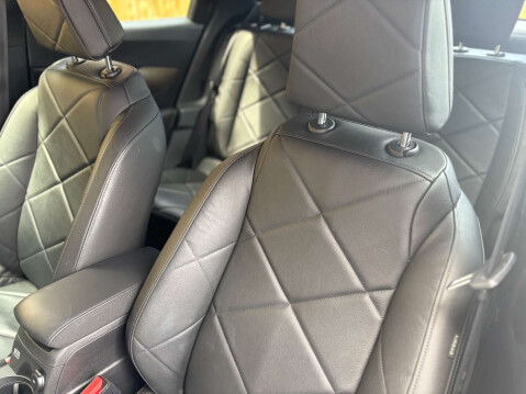 DS 3 1.2 DS3 Crossback Prestige PureTech S/S Auto 5dr 36