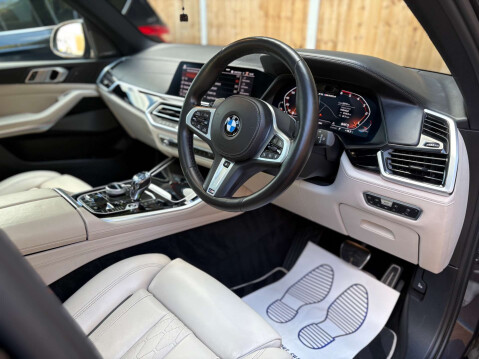 BMW X5 3.0 X5 M50D Auto 4WD 5dr 40