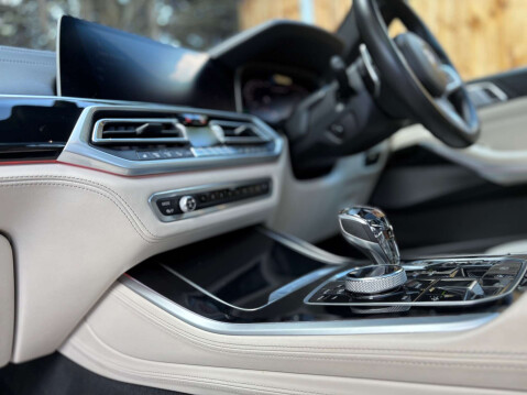 BMW X5 3.0 X5 M50D Auto 4WD 5dr 43