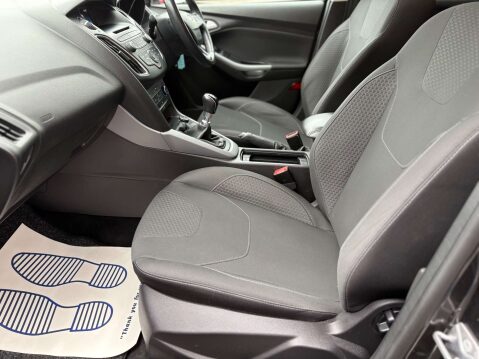 Ford Focus 1.0 Focus Zetec 5dr 30