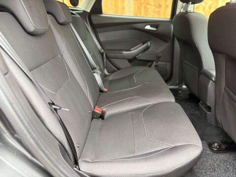 Ford Focus 1.0 Focus Zetec 5dr 35