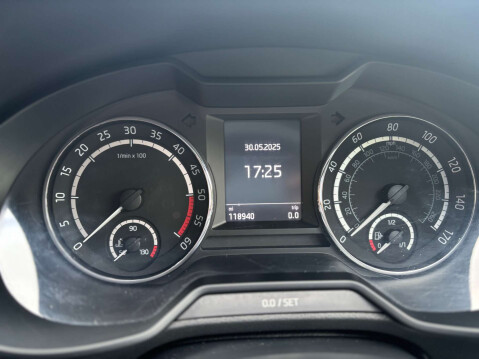 Skoda Octavia 2.0 Octavia vRS TDI Semi-Auto 5dr 42