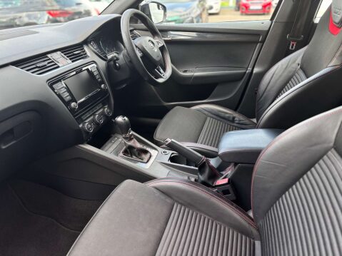 Skoda Octavia 2.0 Octavia vRS TDI Semi-Auto 5dr 29