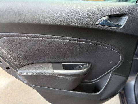 Vauxhall Astra 1.6 Astra Elite Auto 5dr 49