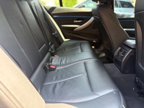 BMW 3 Series 3.0 340i M Sport Auto 4dr 34